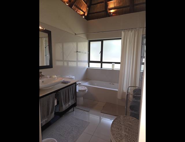 3 BEDROOM FREESTANDING FOR SALE IN K'SHANE